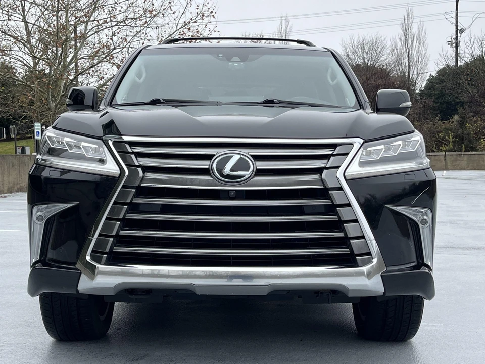 2016 Lexus LX 3rd Gen - Image 29 of 31