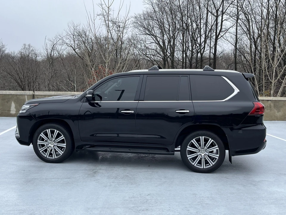2016 Lexus LX 3rd Gen - Image 20 of 31