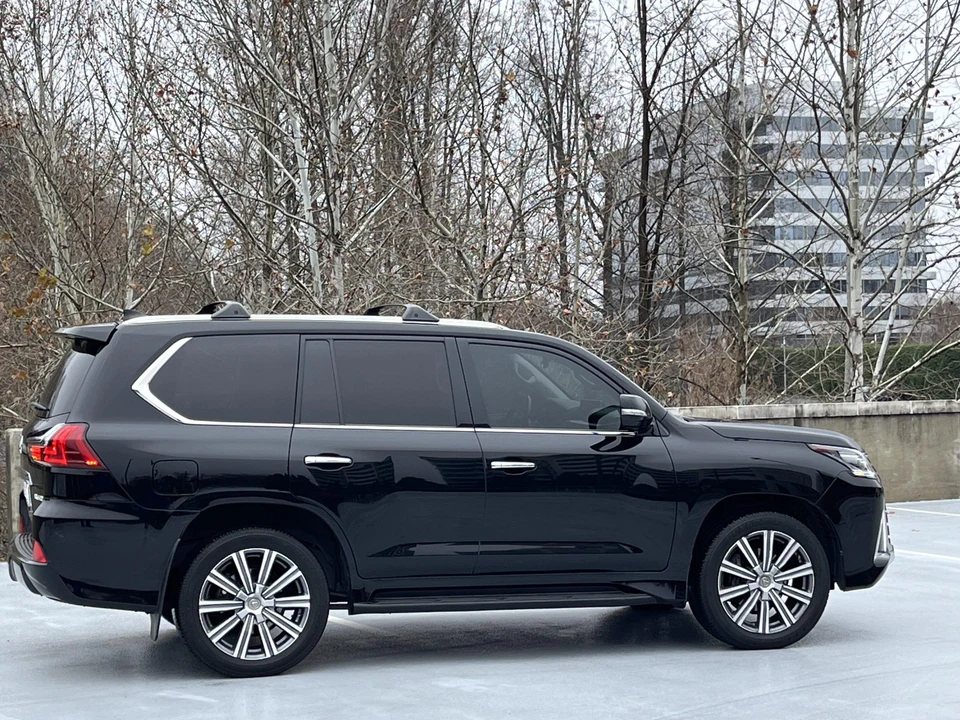 2016 Lexus LX 3rd Gen - Image 22 of 31