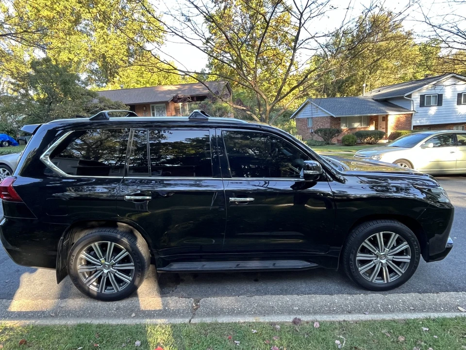 2016 Lexus LX 3rd Gen - Image 26 of 31