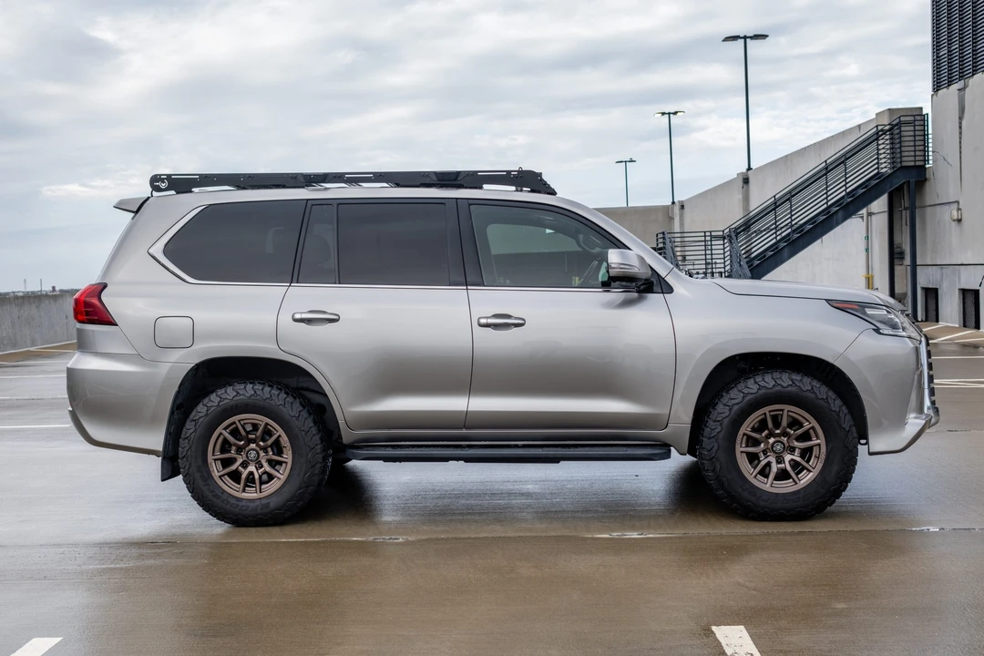 2016 Lexus LX 3rd Gen - Image 8 of 31