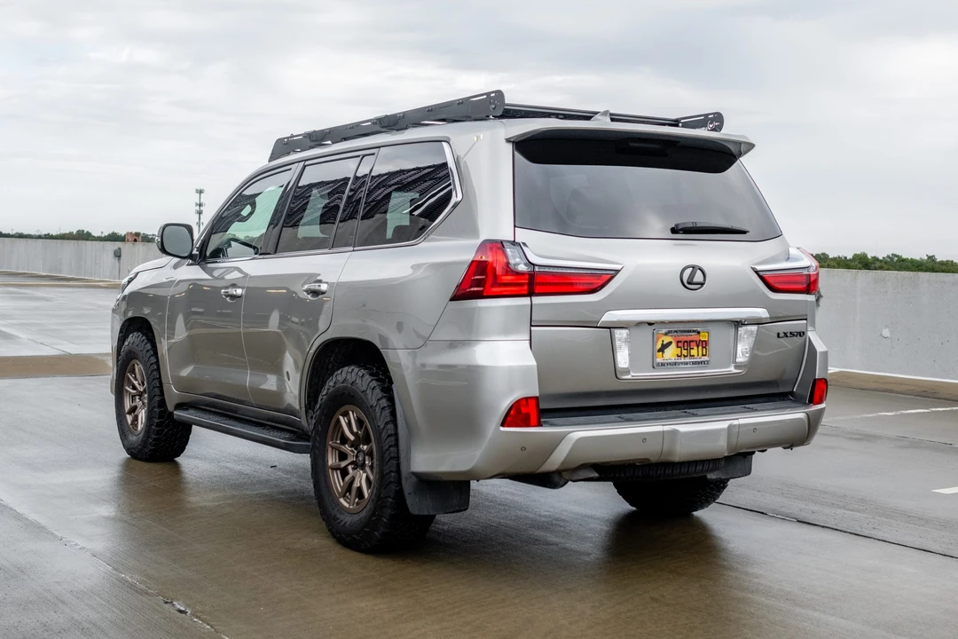 2016 Lexus LX 3rd Gen - Image 4 of 31