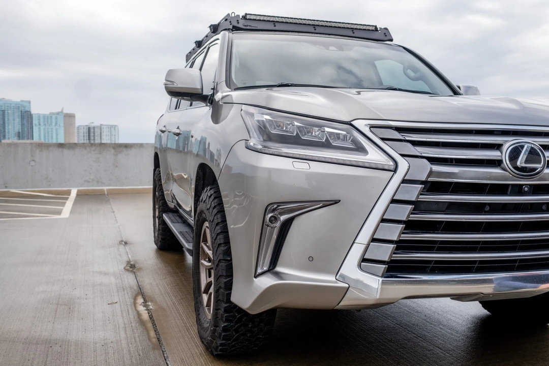 2016 Lexus LX 3rd Gen - Image 13 of 31