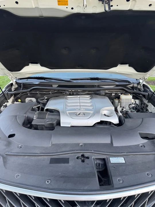 2016 Lexus LX 3rd Gen - Image 5 of 20