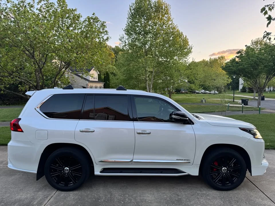 2016 Lexus LX 3rd Gen - Image 4 of 20