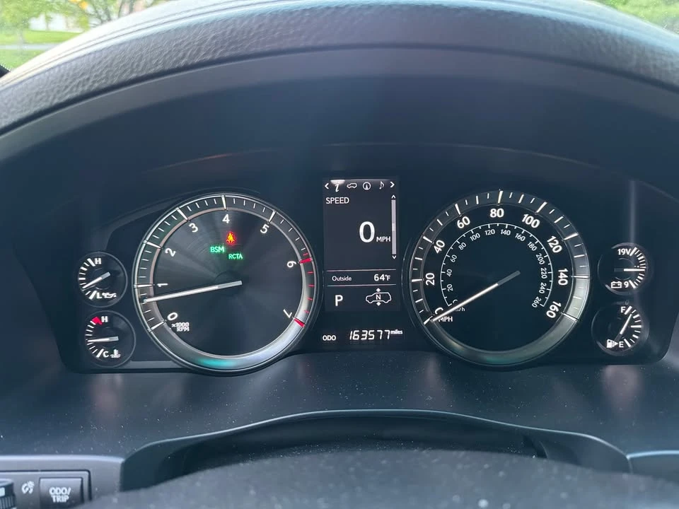 2016 Lexus LX 3rd Gen - Image 10 of 20