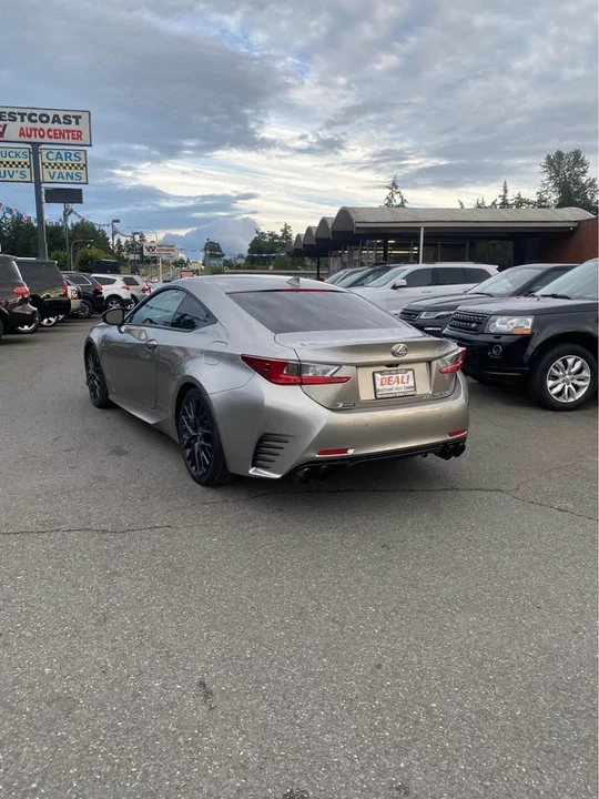 2016 Lexus RC - Image 4 of 14