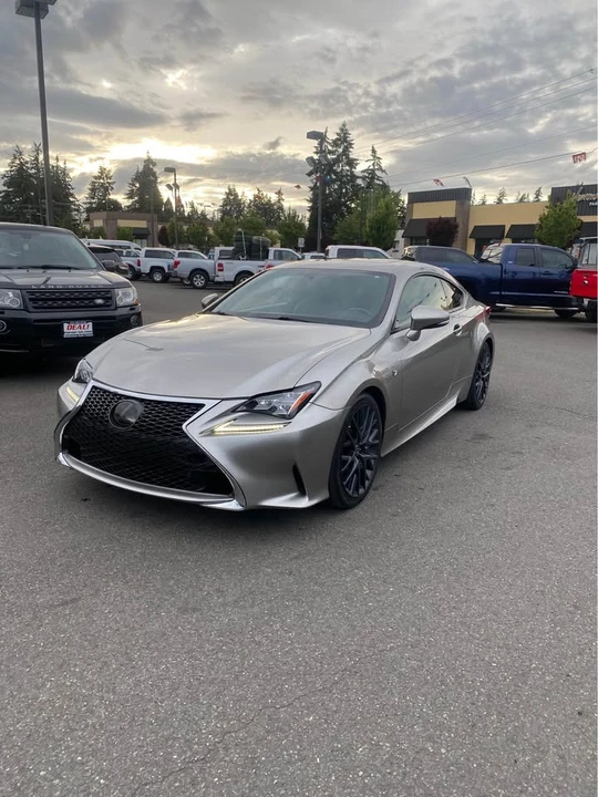 2016 Lexus RC - Image 5 of 14
