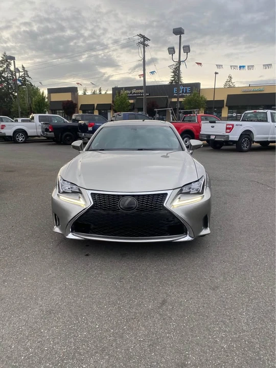 2016 Lexus RC - Image 2 of 14