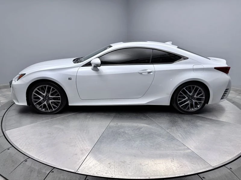 2016 Lexus RC - Image 8 of 16