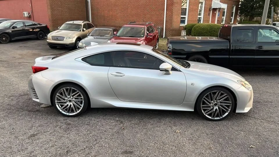 2016 Lexus RC - Image 4 of 20