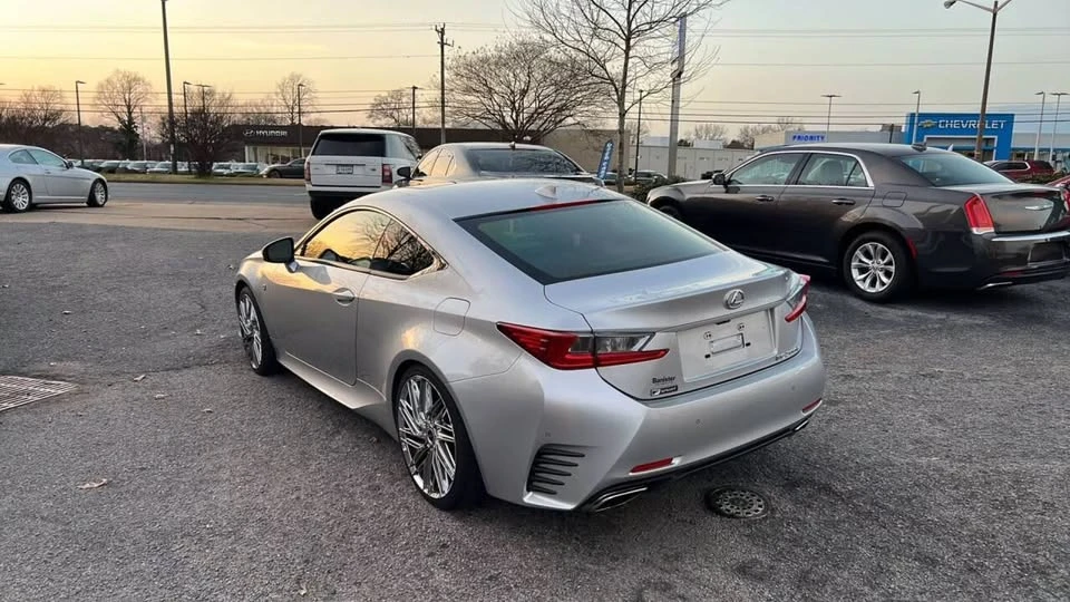2016 Lexus RC - Image 7 of 20