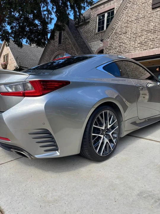 2016 Lexus RC - Image 4 of 14