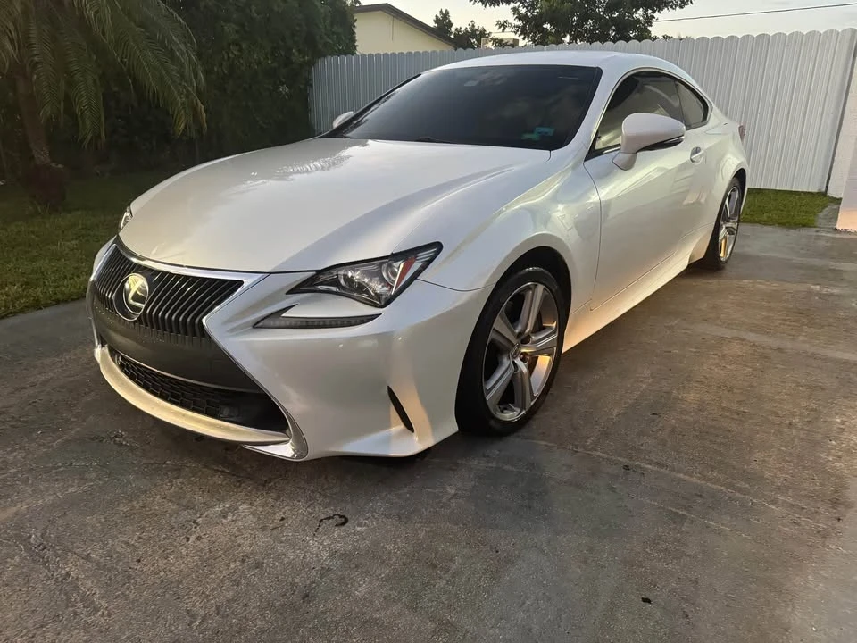 2016 Lexus RC - Image 9 of 9