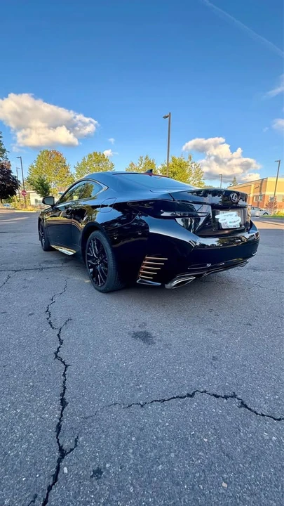 2016 Lexus RC - Image 4 of 11