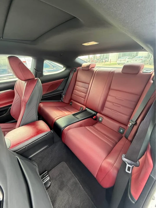 2016 Lexus RC - Image 4 of 5