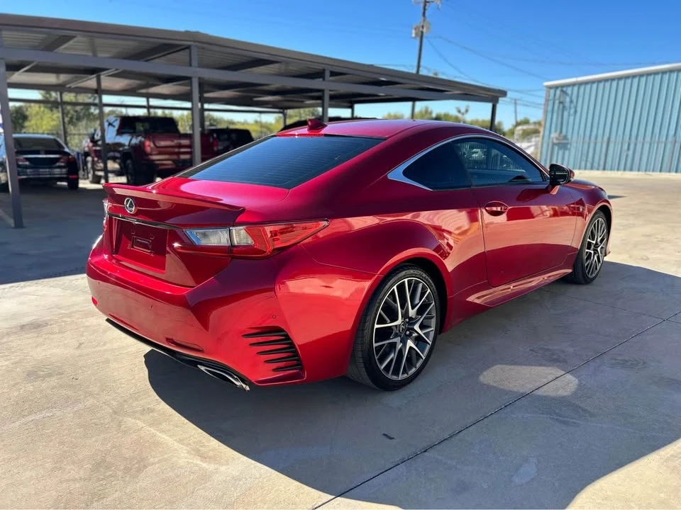 2016 Lexus RC - Image 2 of 9