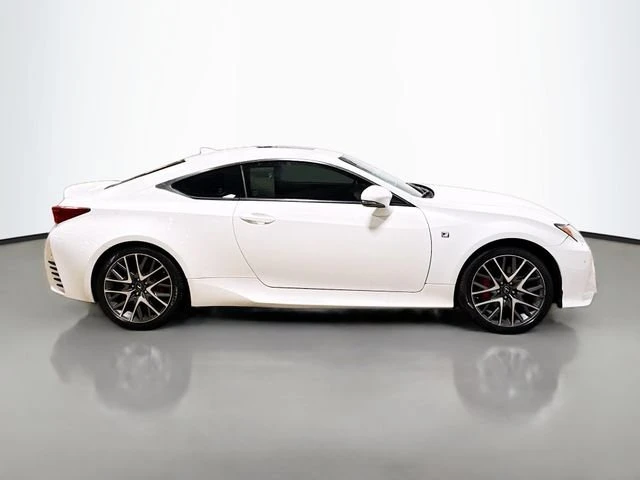 2016 Lexus RC - Image 4 of 18
