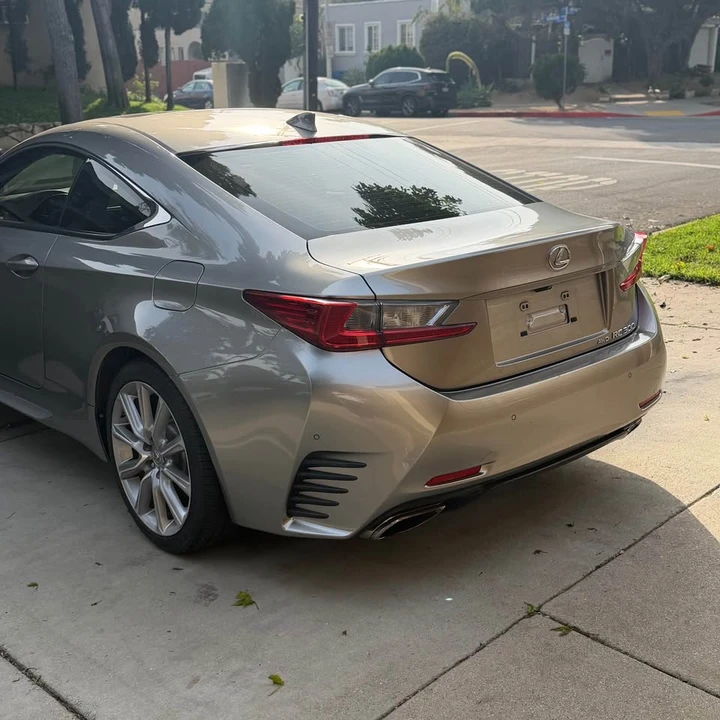2016 Lexus RC - Image 2 of 7