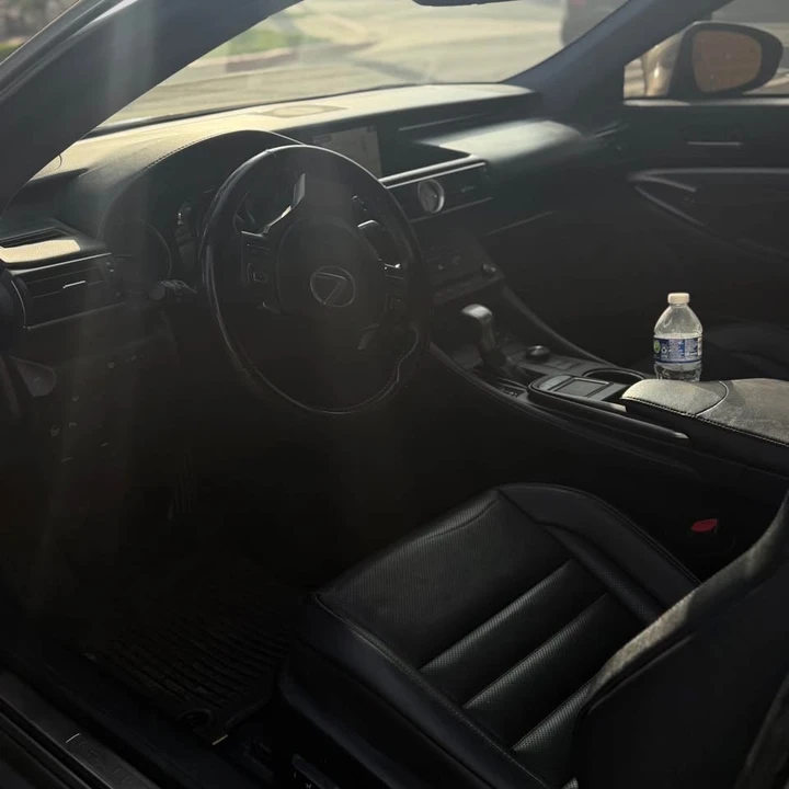 2016 Lexus RC - Image 4 of 7