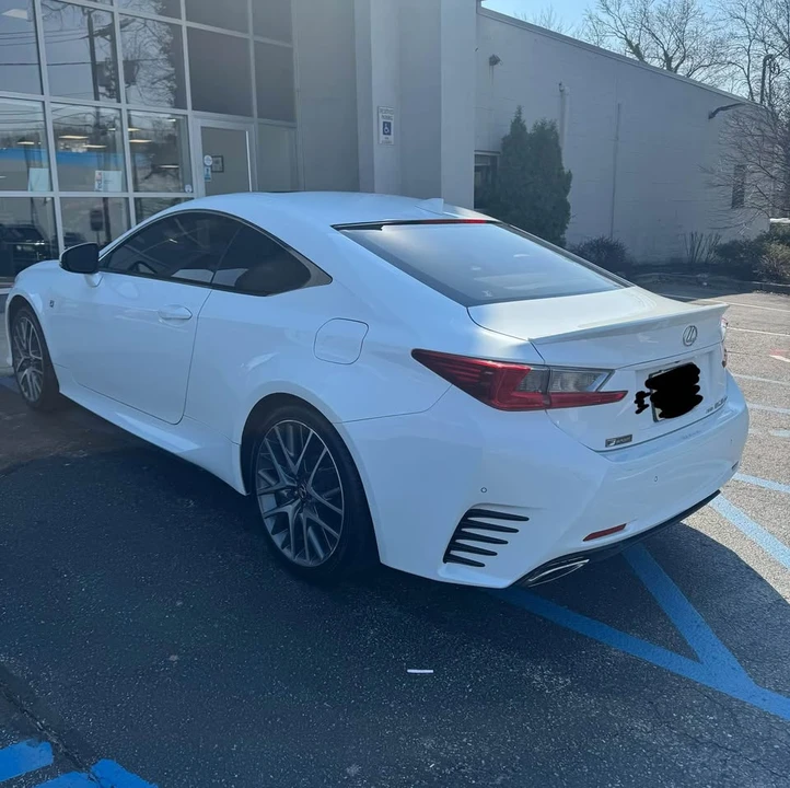 2016 Lexus RC - Image 4 of 9