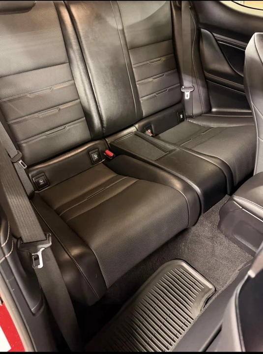 2016 Lexus RC - Image 10 of 14