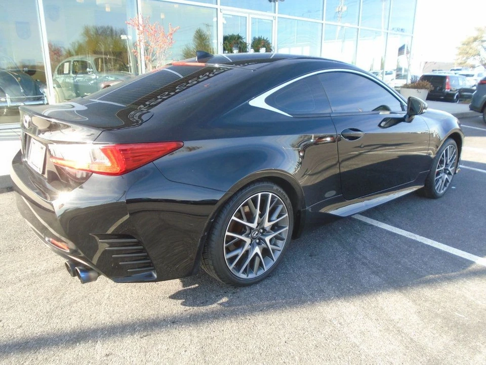 2016 Lexus RC - Image 4 of 12