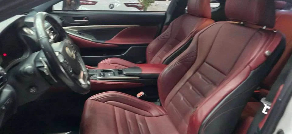 2016 Lexus RC - Image 13 of 16