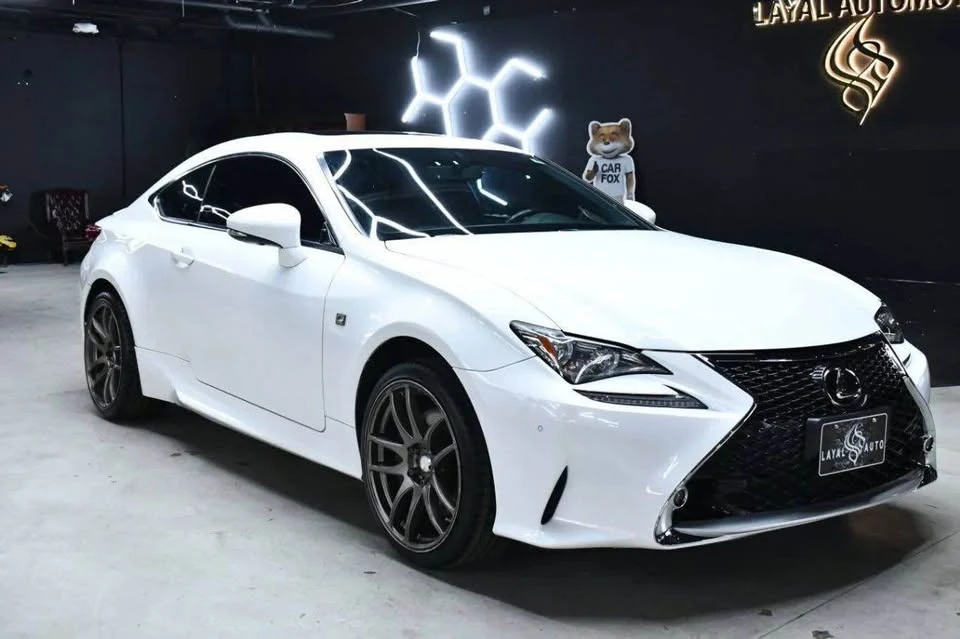 2016 Lexus RC - Image 2 of 16