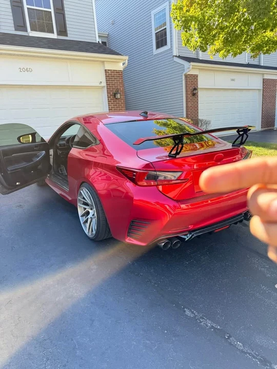 2016 Lexus RC - Image 7 of 13