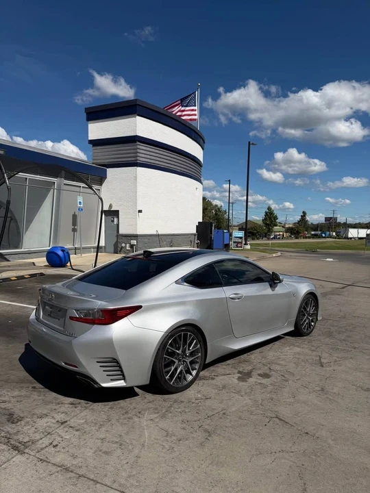 2016 Lexus RC - Image 3 of 11