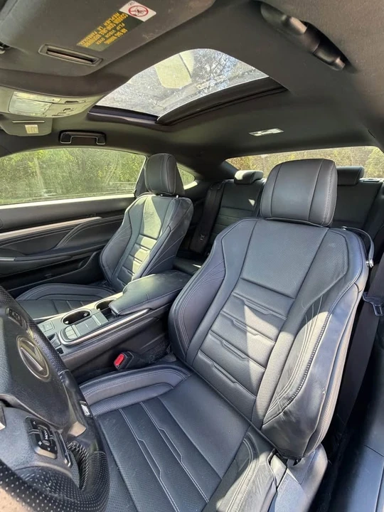 2016 Lexus RC - Image 6 of 11