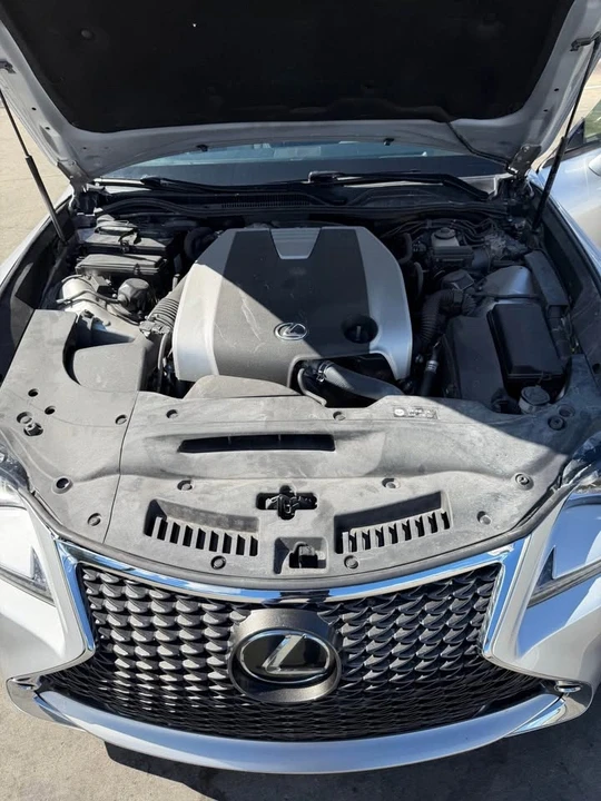 2016 Lexus RC - Image 11 of 11