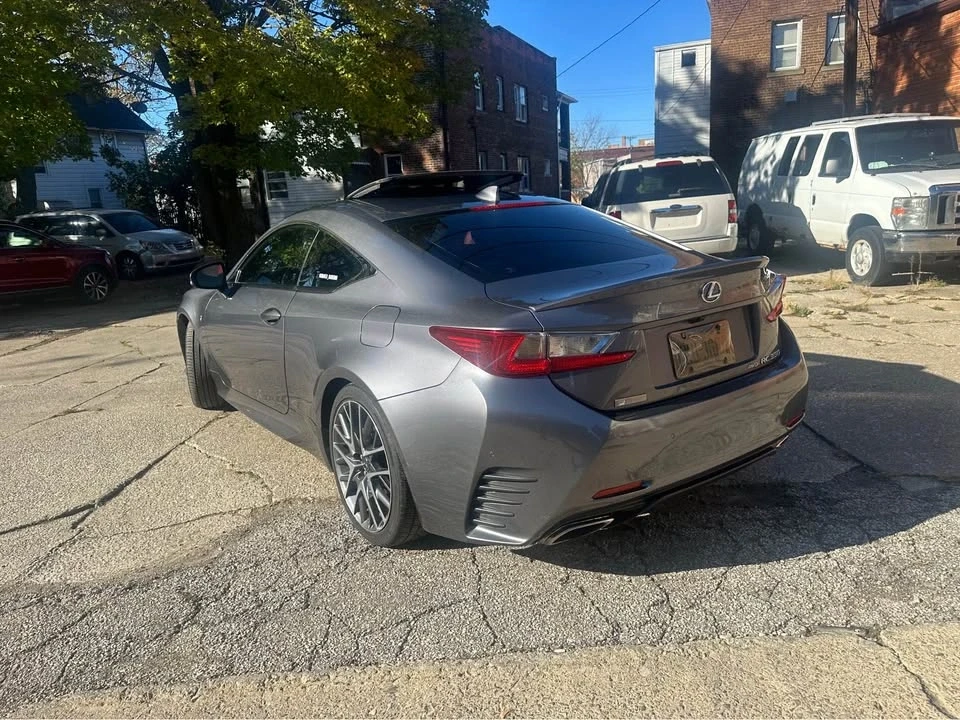 2016 Lexus RC F - Image 5 of 7