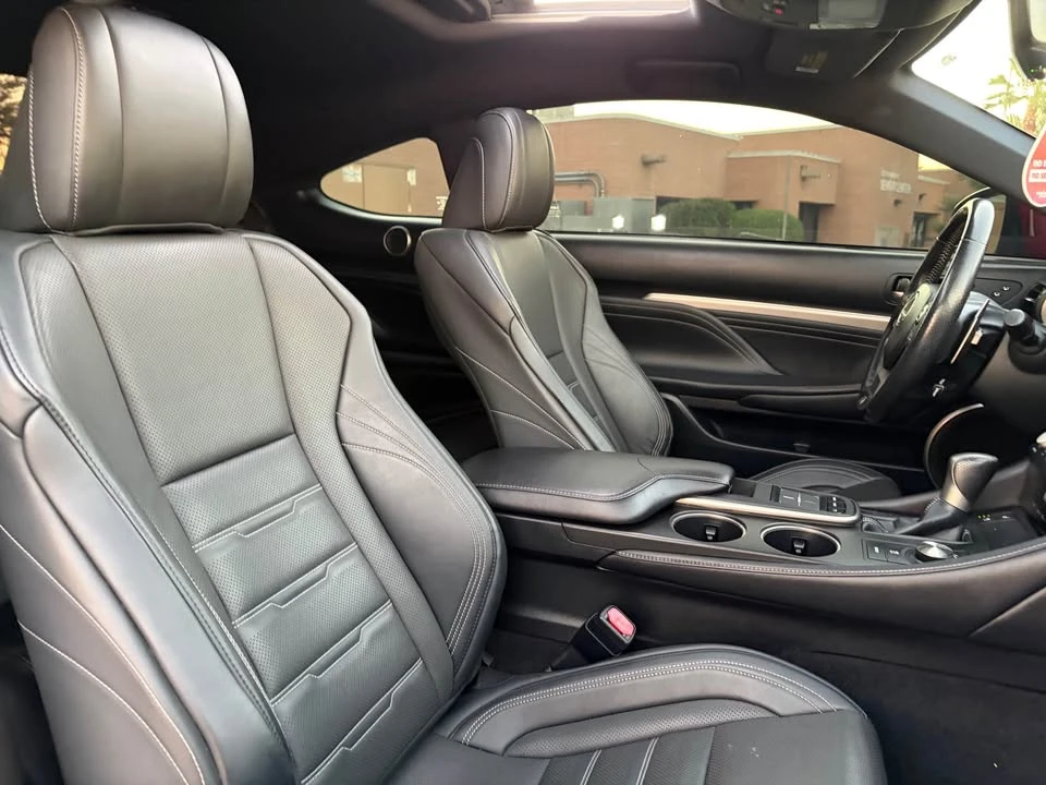 2016 Lexus RC F - Image 19 of 20