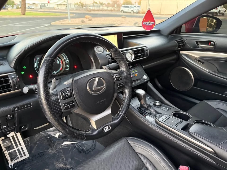 2016 Lexus RC F - Image 12 of 20