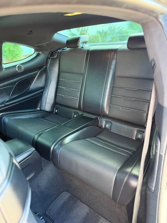 2016 Lexus RC - Image 9 of 11