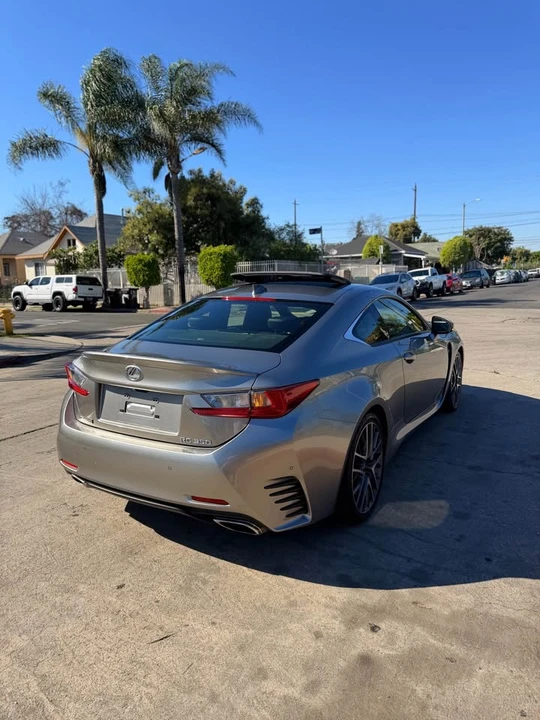 2016 Lexus RC - Image 6 of 11