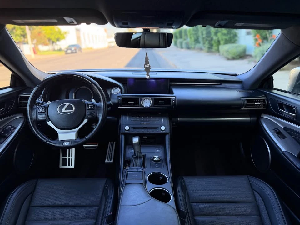 2016 Lexus RC - Image 7 of 11