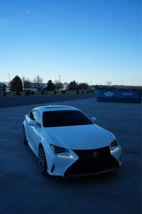 2016 Lexus RC - Image 4 of 4