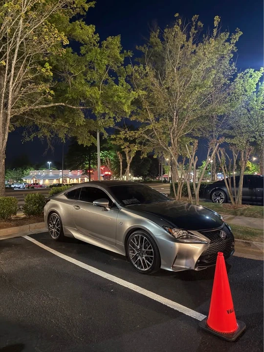 2016 Lexus RC - Image 2 of 5