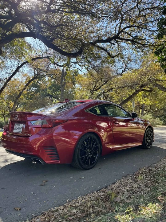 2016 Lexus RC - Image 4 of 12