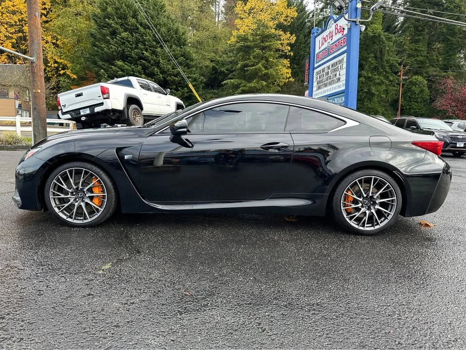 2016 Lexus RC F - Image 2 of 16