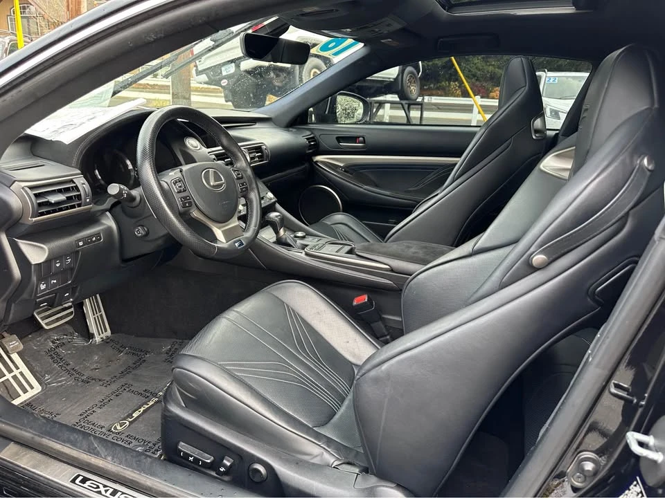 2016 Lexus RC F - Image 9 of 16