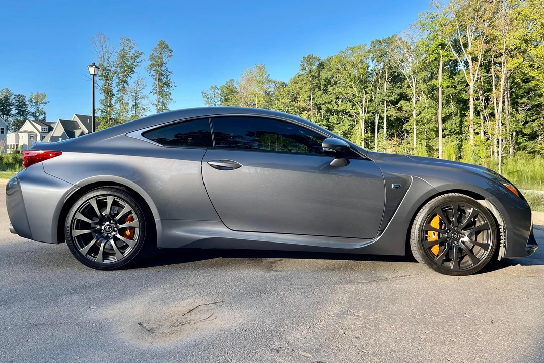 2016 Lexus RC F - Image 3 of 31