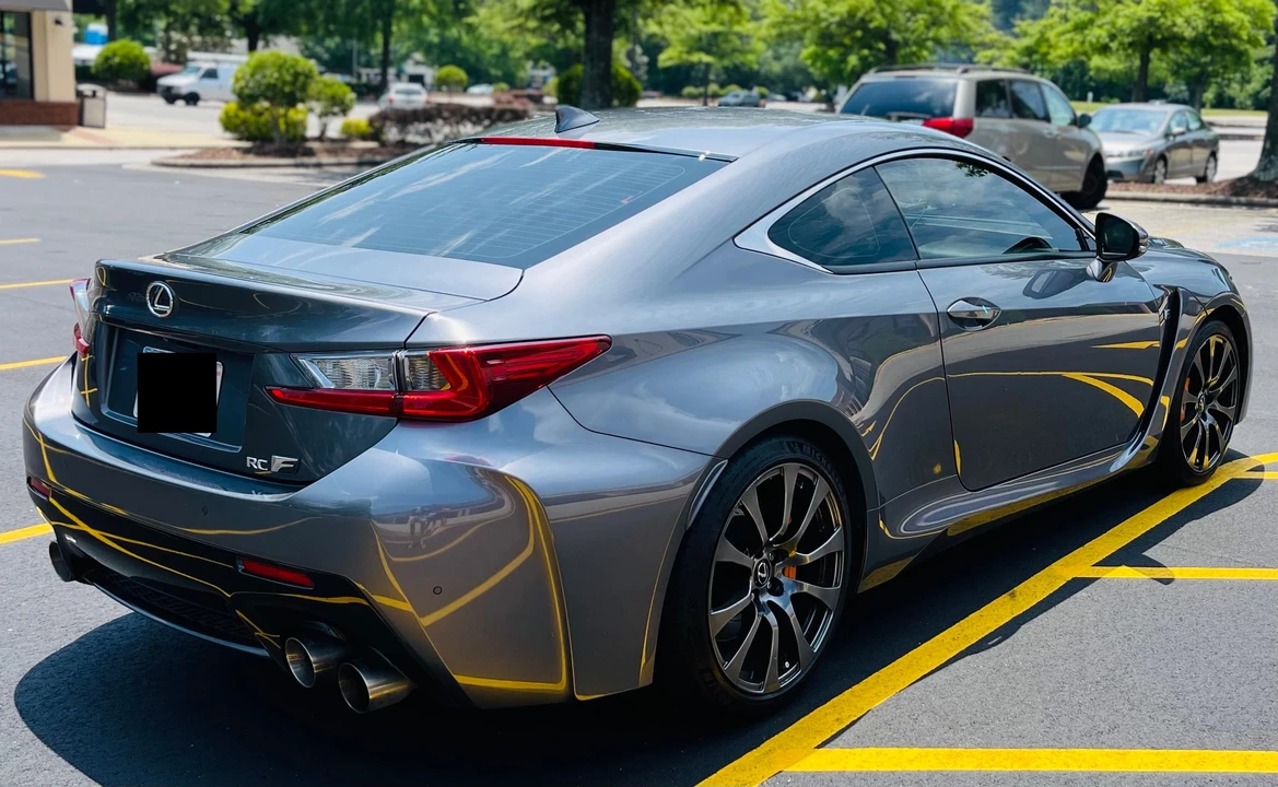 2016 Lexus RC F - Image 29 of 31