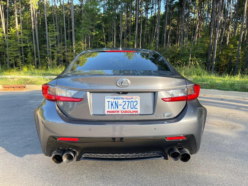 2016 Lexus RC F - Image 15 of 31