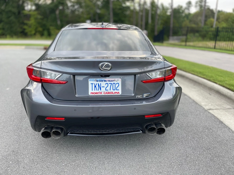 2016 Lexus RC F - Image 16 of 31