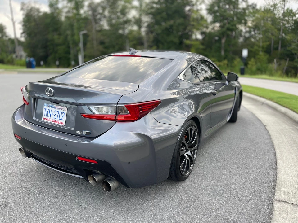 2016 Lexus RC F - Image 18 of 31