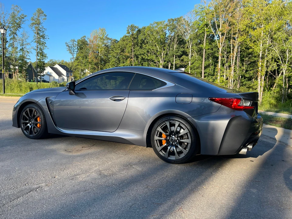 2016 Lexus RC F - Image 13 of 31